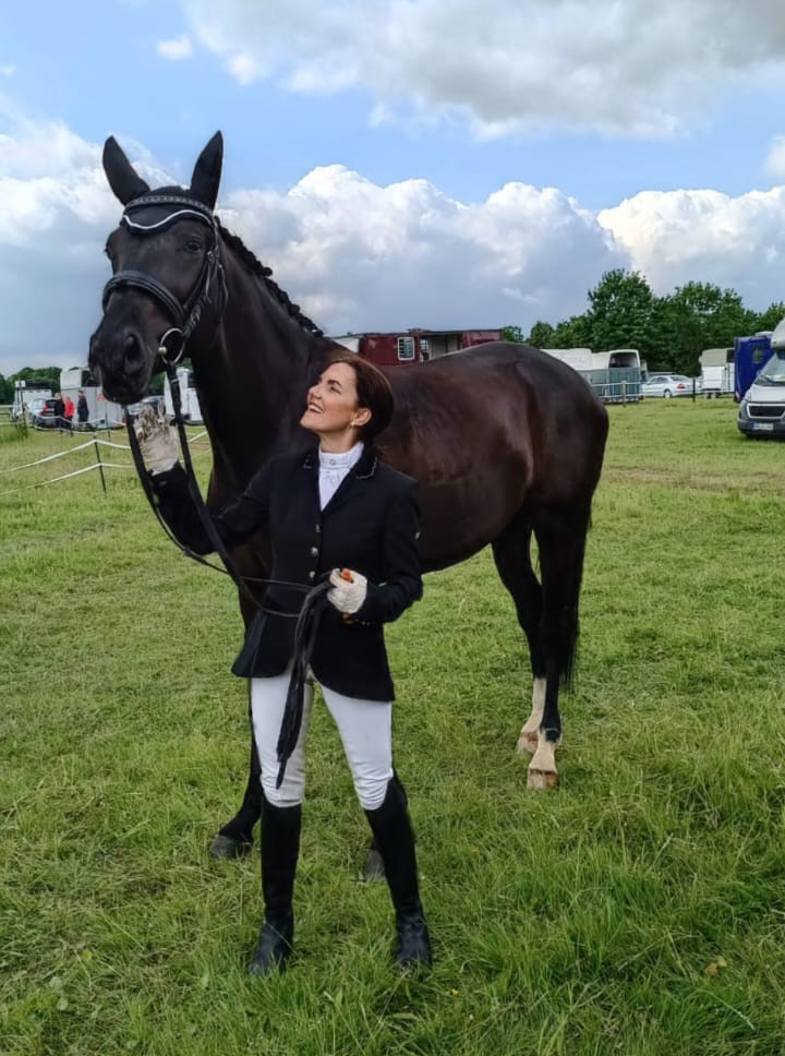 Sir Edmond FB – Foto 1